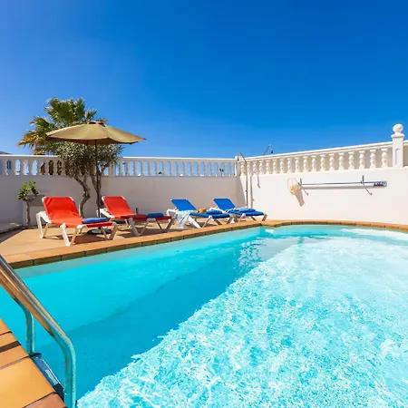 Alegranza * بويرتو ذيل كارمين