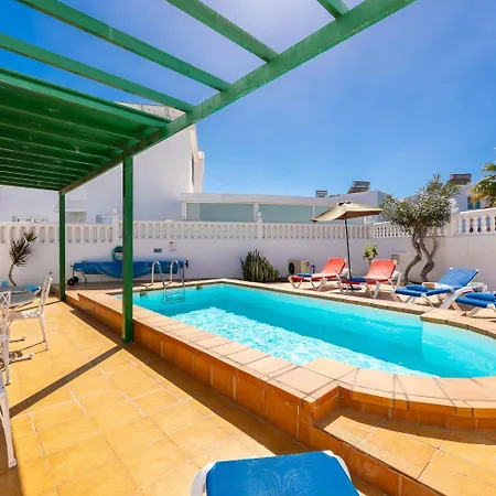 Alegranza * بويرتو ذيل كارمين