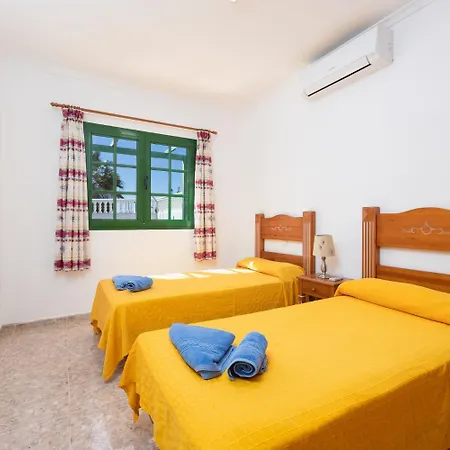 Alegranza Villa Puerto del Carmen (Lanzarote)